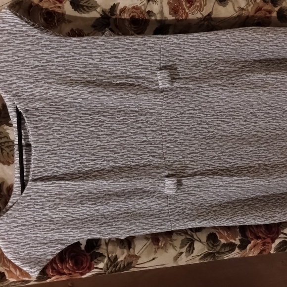 Connected Apparel plus size dress - Picture 2 of 6